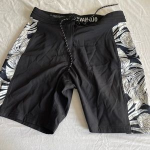 🌟Summer Clearout!🌟 Men’s swim trucks. Old Navy. Used. Size 31.